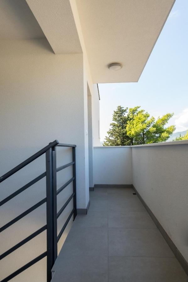 New Villa David, Wi-Fi, Iptv, 5 Bedrooms, 4 Bathrooms Kaštela Екстериор снимка