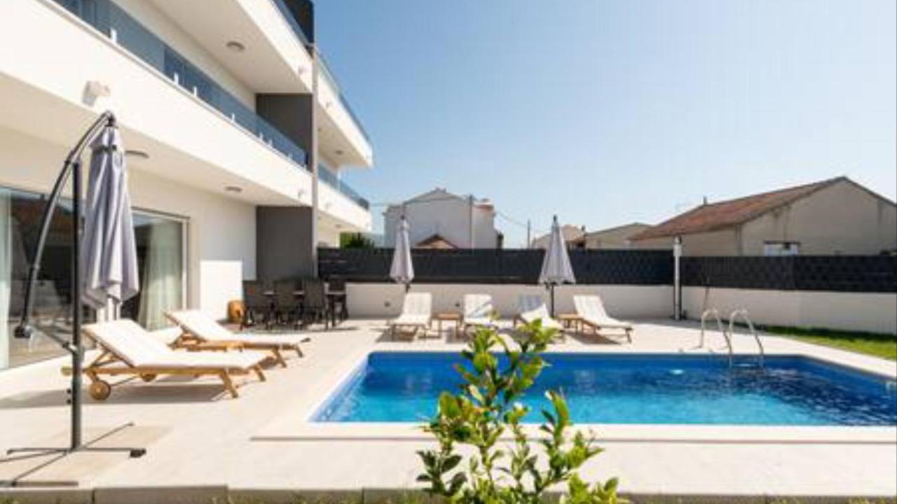 New Villa David, Wi-Fi, Iptv, 5 Bedrooms, 4 Bathrooms Kaštela Екстериор снимка