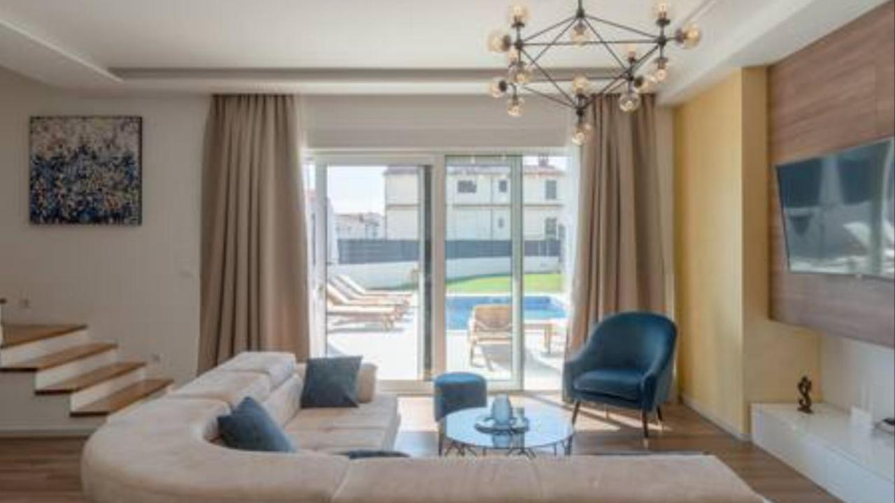New Villa David, Wi-Fi, Iptv, 5 Bedrooms, 4 Bathrooms Kaštela Екстериор снимка
