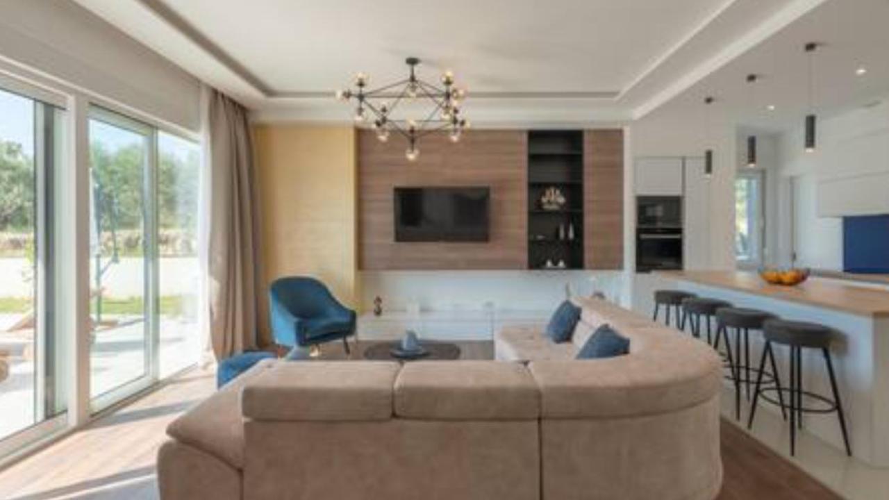 New Villa David, Wi-Fi, Iptv, 5 Bedrooms, 4 Bathrooms Kaštela Екстериор снимка